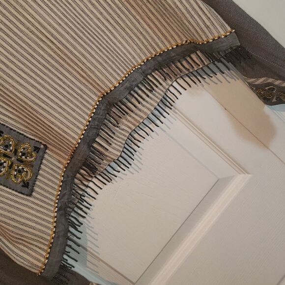 FAITH by Celia Forrester Casual Pinstriped Bead Top - Picture 9 of 9